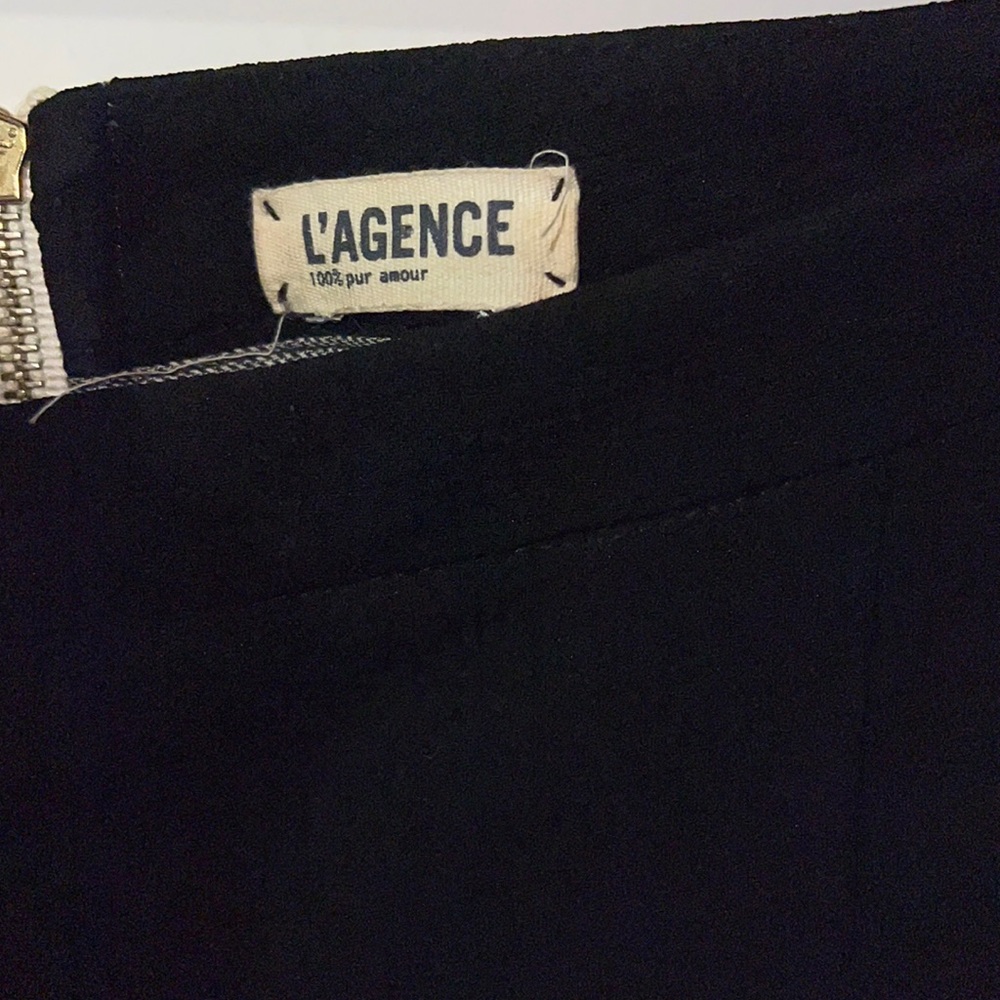 L’AGENCE Shorts - Picture 6 of 6